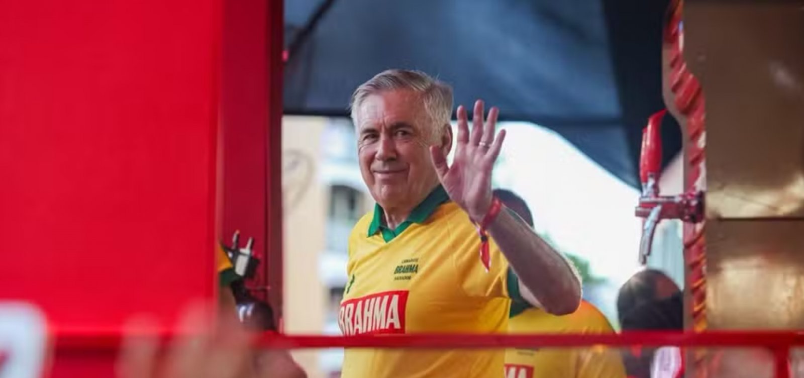 "Tá liberado acreditar", diz Ancelotti sobre hexa no Carnaval de Salvador