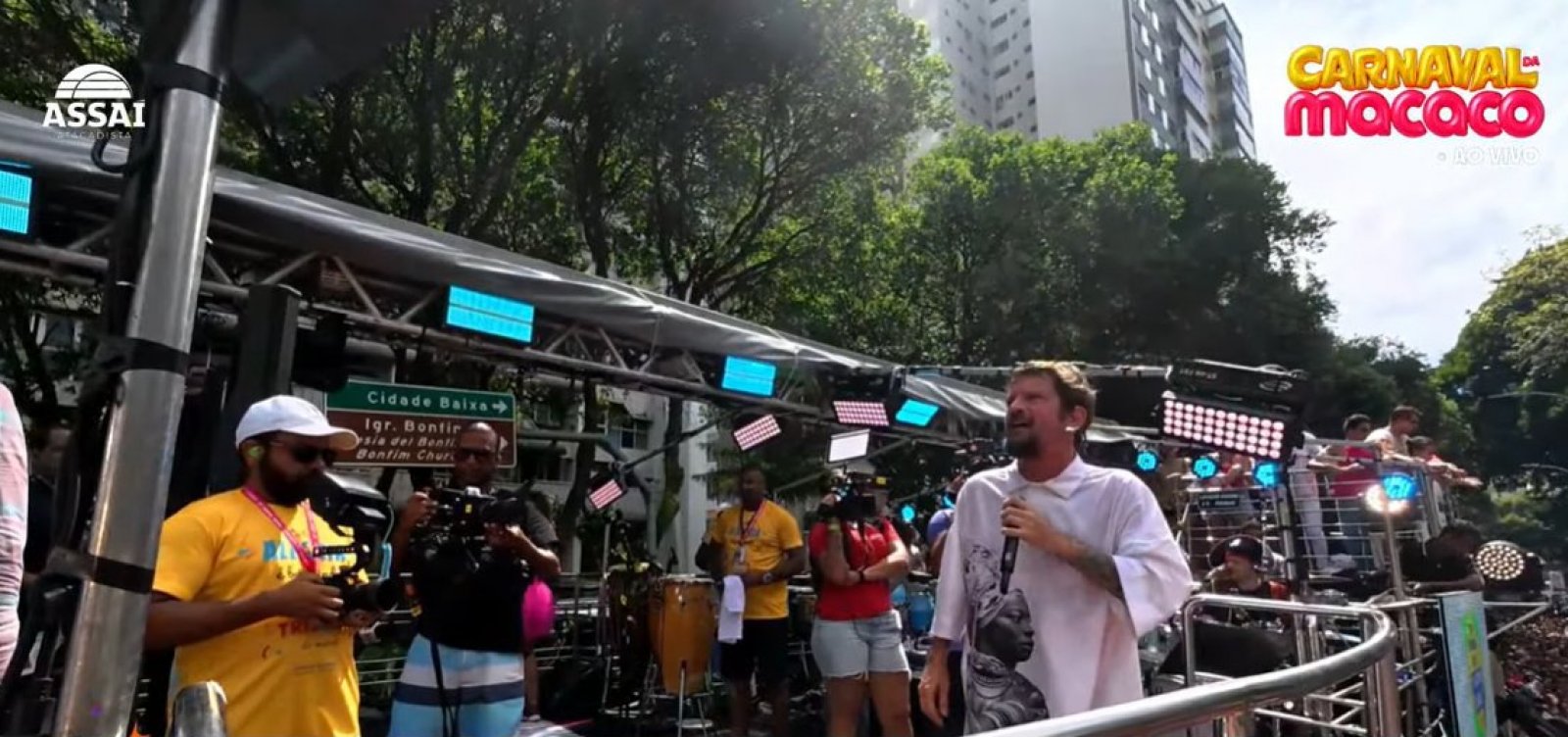 Saulo arrasta multidão em pipoca no Campo Grande neste domingo