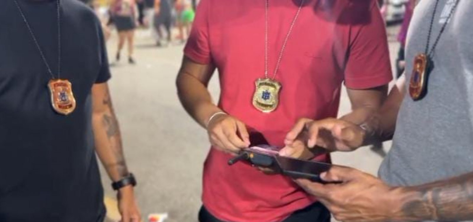 Homem é detido em Ondina por importunação sexual contra turista suíça