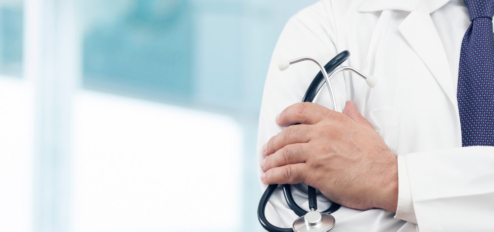 Justiça Federal proíbe OMB de conceder título de especialista a médicos