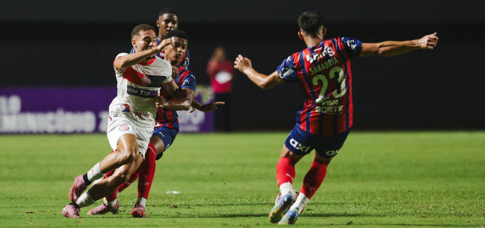 Bahia vence o Atlético de Alagoinhas e alcança pontuação histórica no Baiano