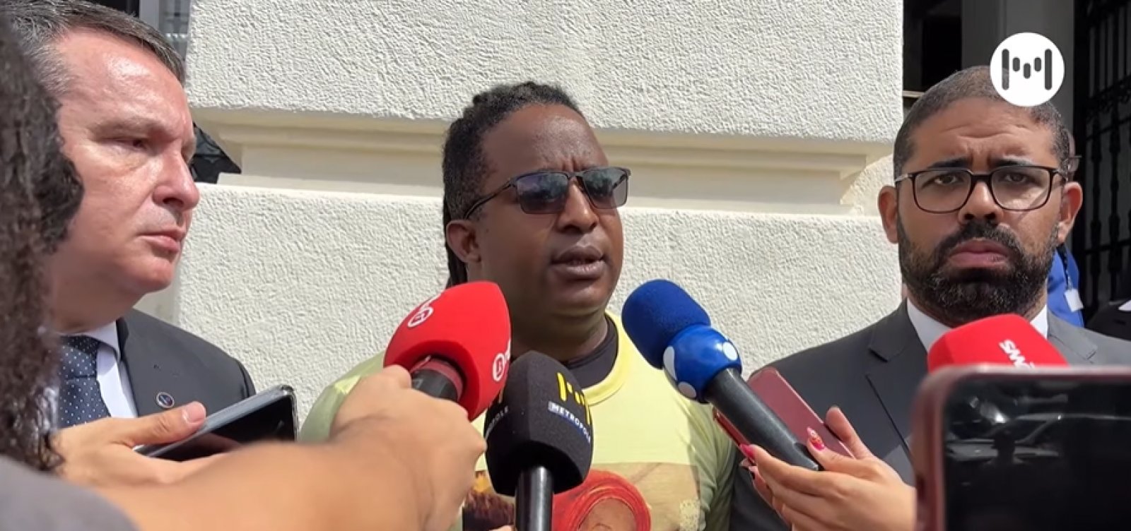 Filho de Mãe Bernadete desabafa após adiamento do julgamento de acusados: “não é fácil”