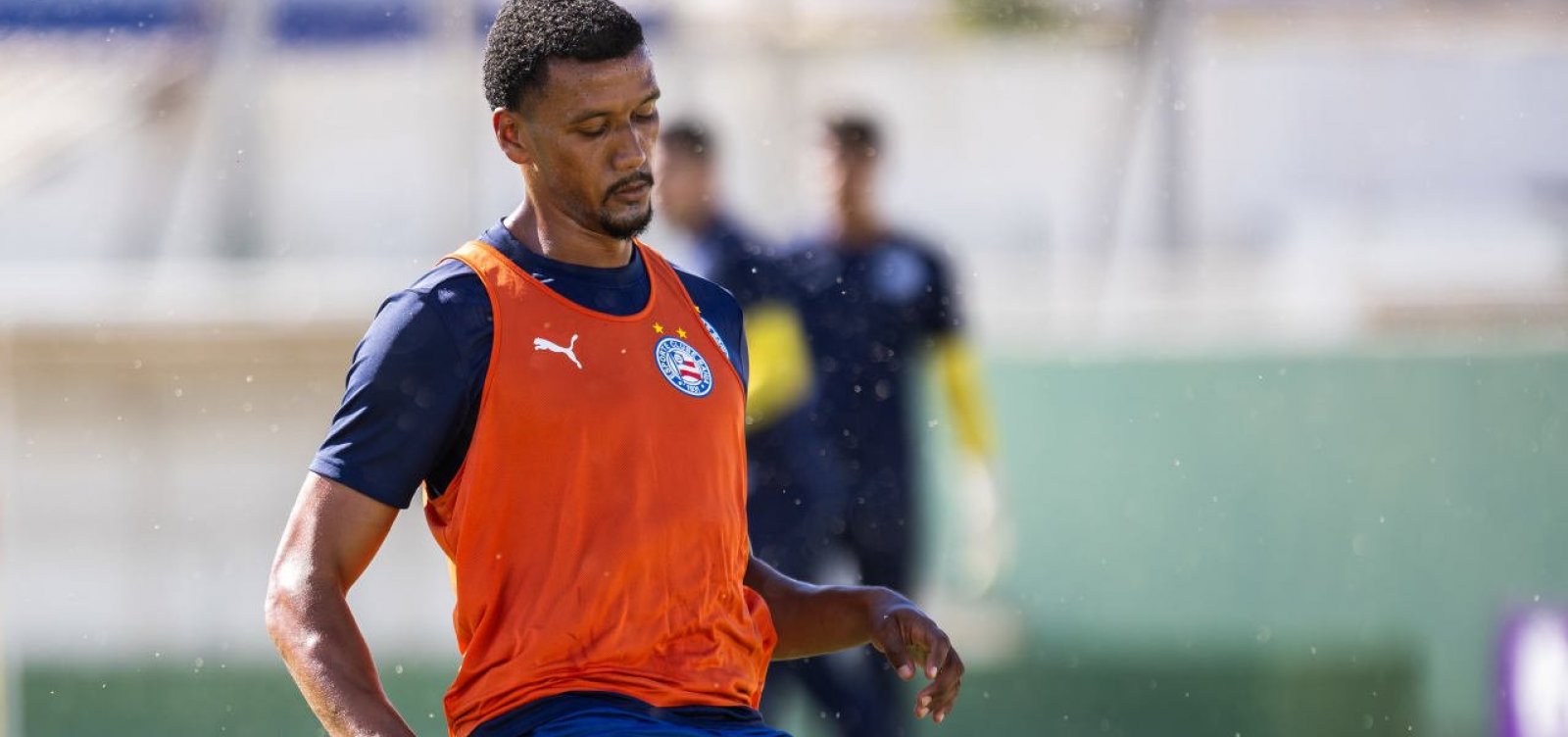 Bahia acerta venda de Rezende para clube da China