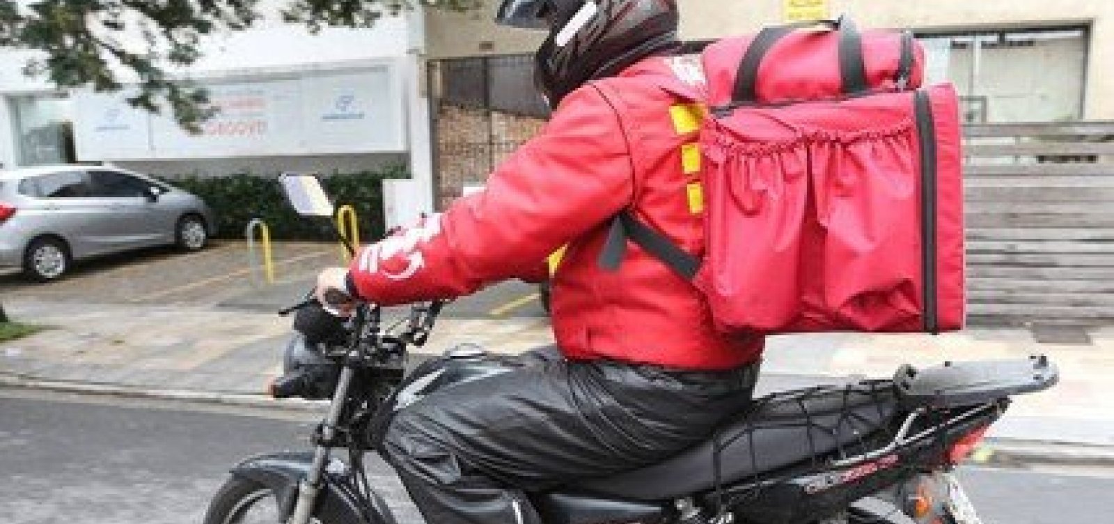 PL sobre regulamentação do trabalho por aplicativo pode ser votado hoje por comissão da Câmara