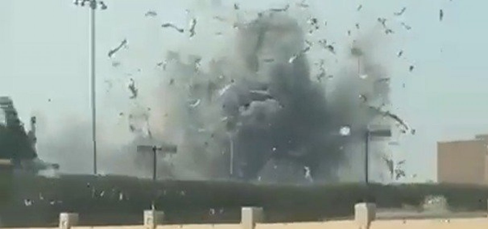 Ataques de EUA e Israel ao Irã deixaram 201 mortos, diz mídia iraniana