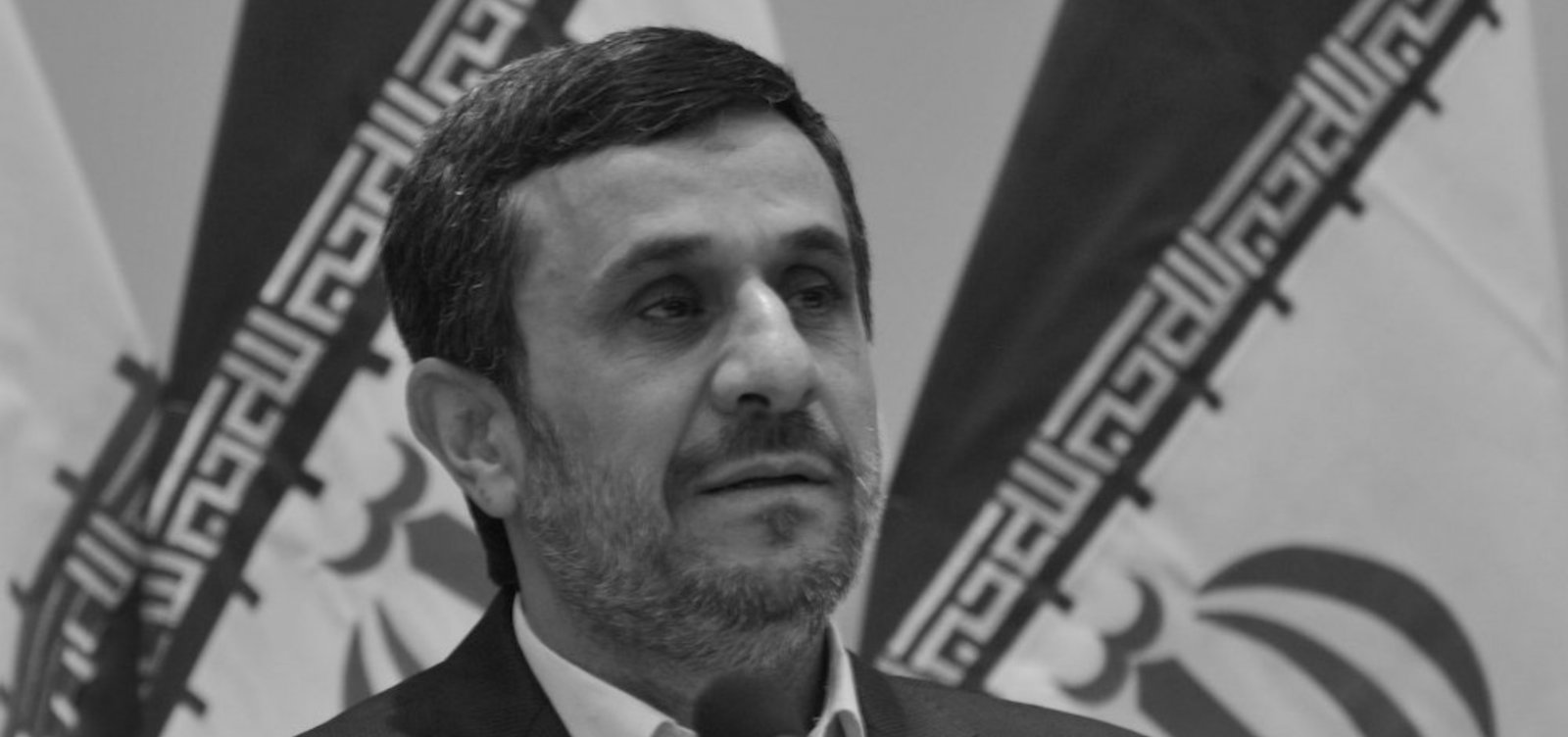 Ex-presidente Mahmoud Ahmadinejad morre em ataques ao Irã, diz mídia estatal