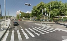 Ciclista é atropelado e motorista foge na Av. Tancredo Neves; confira o trânsito