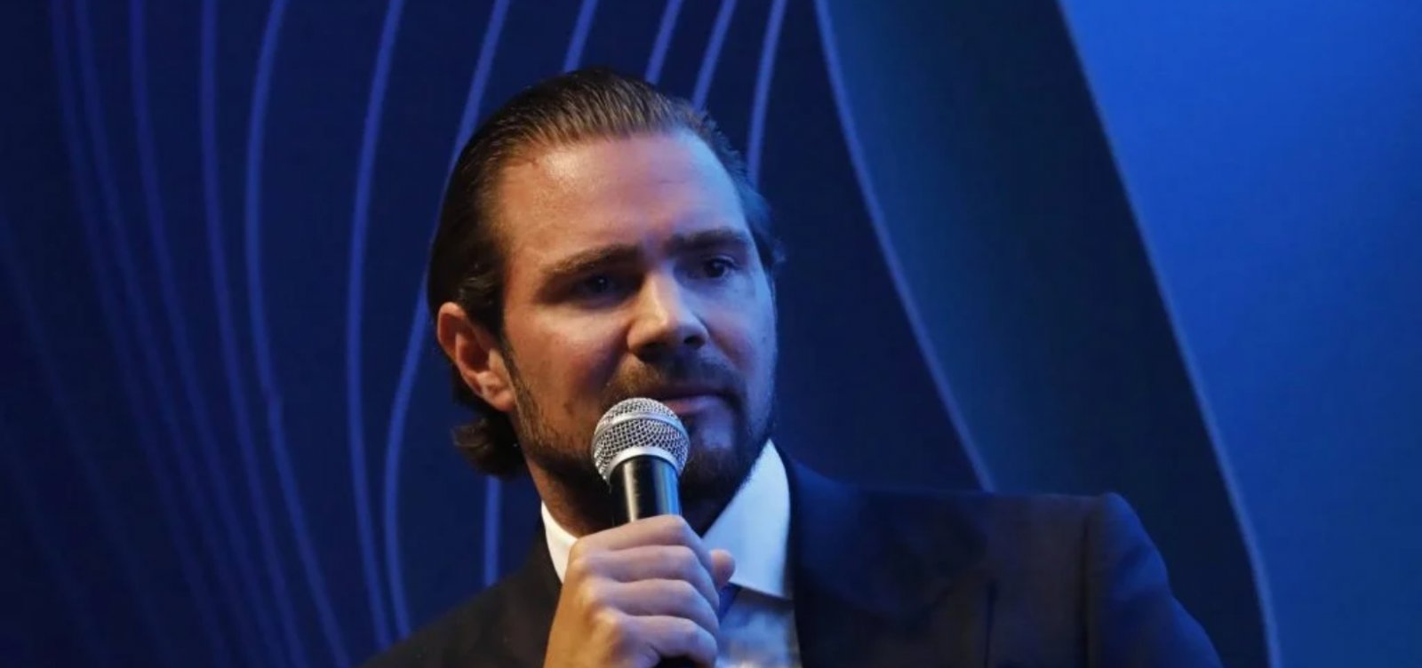 PF aponta ocultação de R$ 2,2 bilhões por Daniel Vorcaro 