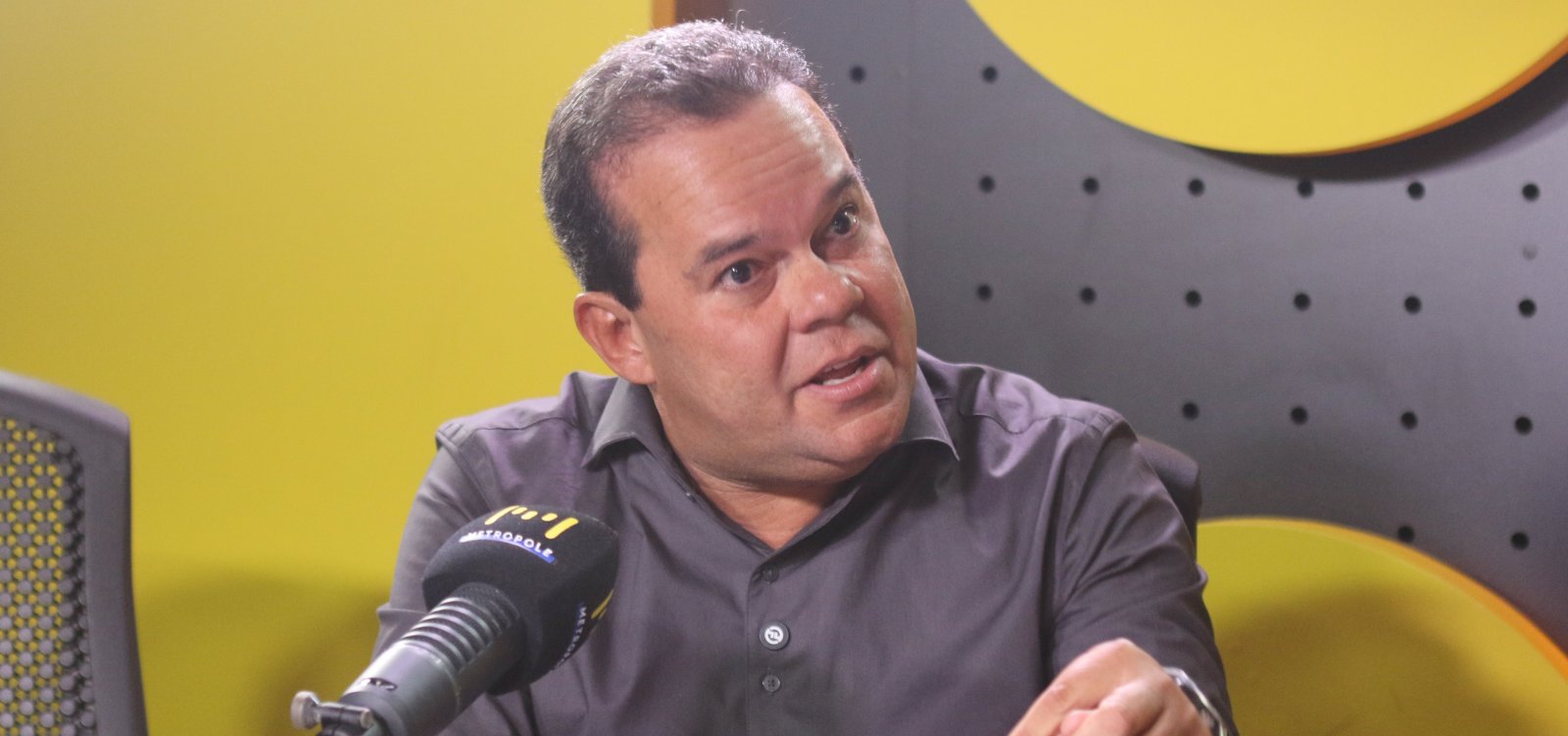 Geraldo Jr. esclarece episódio com mensagem em grupo e reforça relação respeitosa com Rui Costa