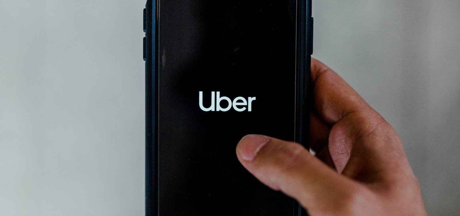 Uber passa a oferecer opção de corridas com motoristas mulheres em Salvador