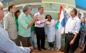 Governador entrega obras em Ibiassucê e diz: "elevam a autoestima da cidade"