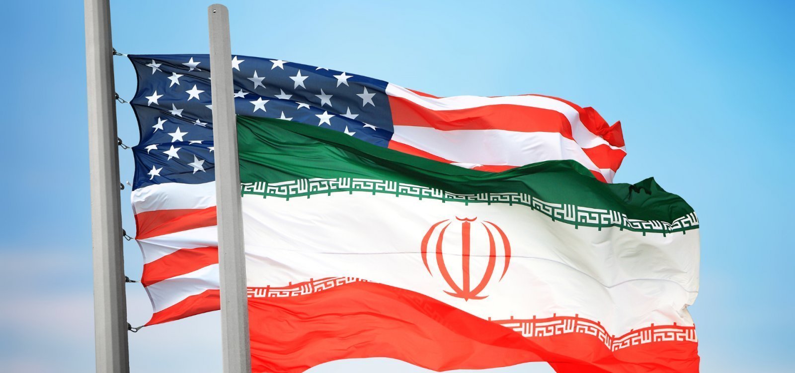 Novo líder supremo do Irã sofreu ferimentos leves após bombardeios, diz jornal