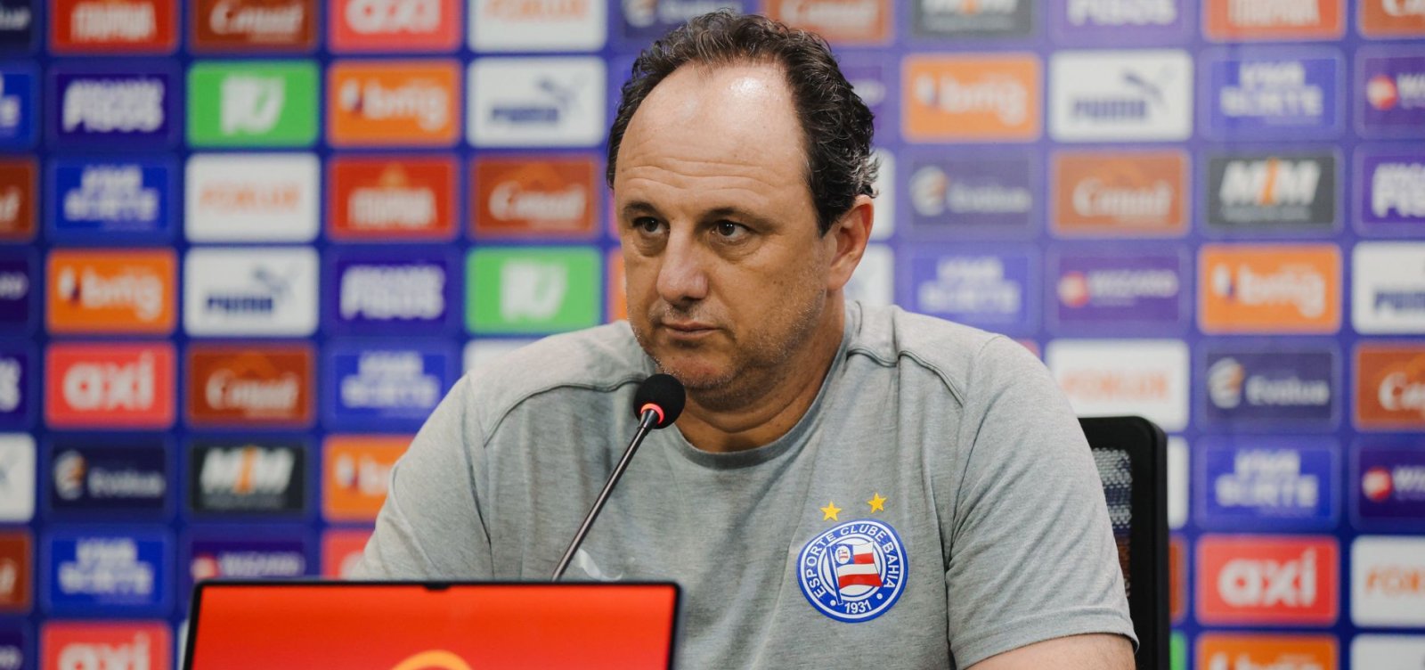 Ceni avalia trocar o batedor de pênalti após empate do Bahia: "Muitos perdidos"