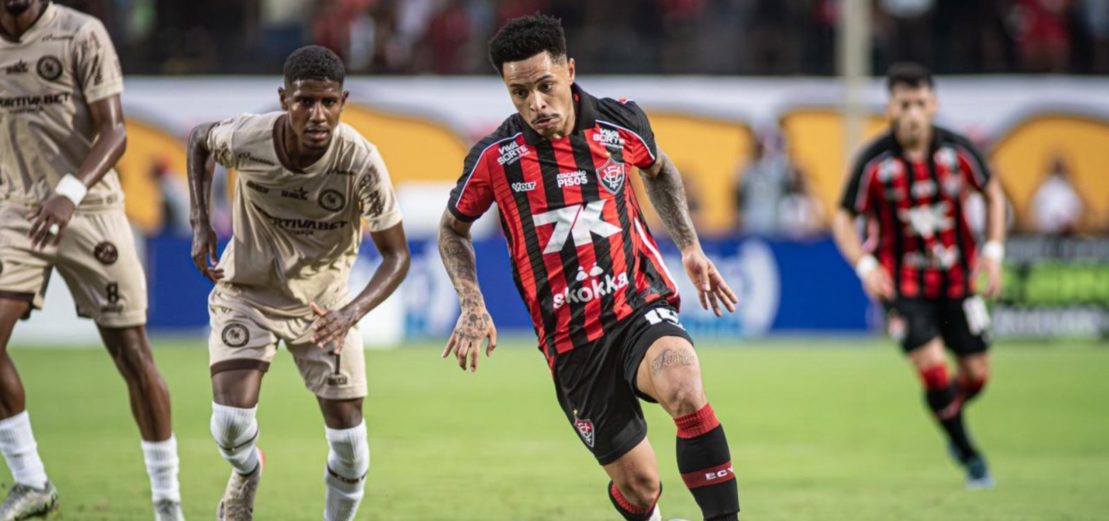 Os Campeões da Bola transmitem Vitória x Atlético Mineiro neste sábado