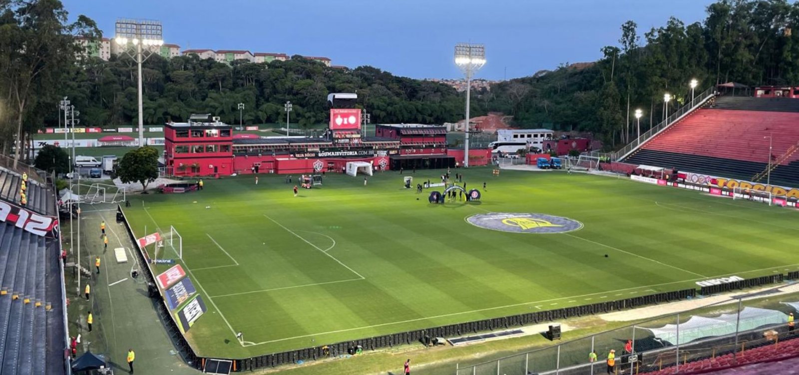 Vitória x Atlético-MG: onde assistir, prováveis escalações e arbitragem