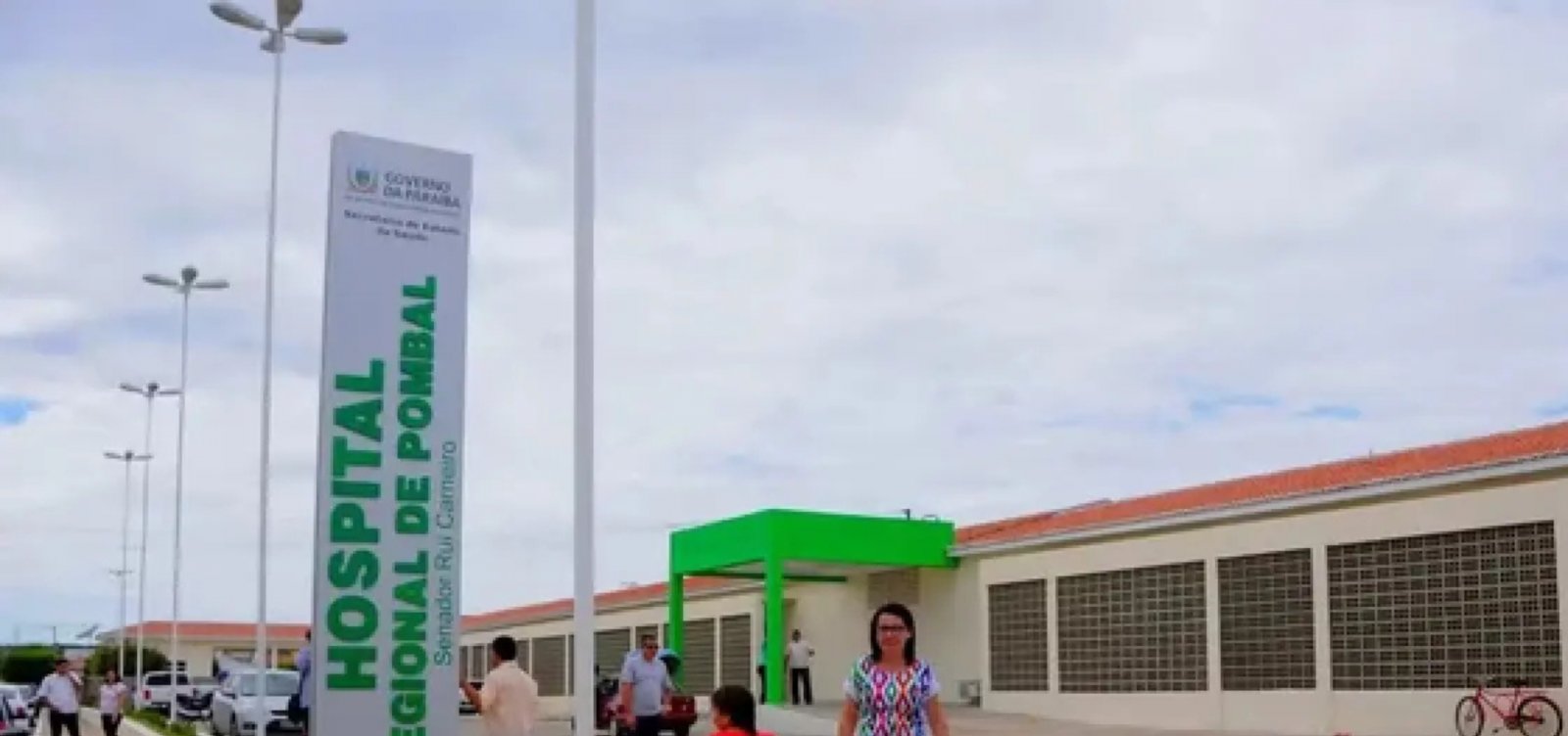 Mulher morre após suspeita de intoxicação alimentar e mais de 100 passam mal na Paraíba