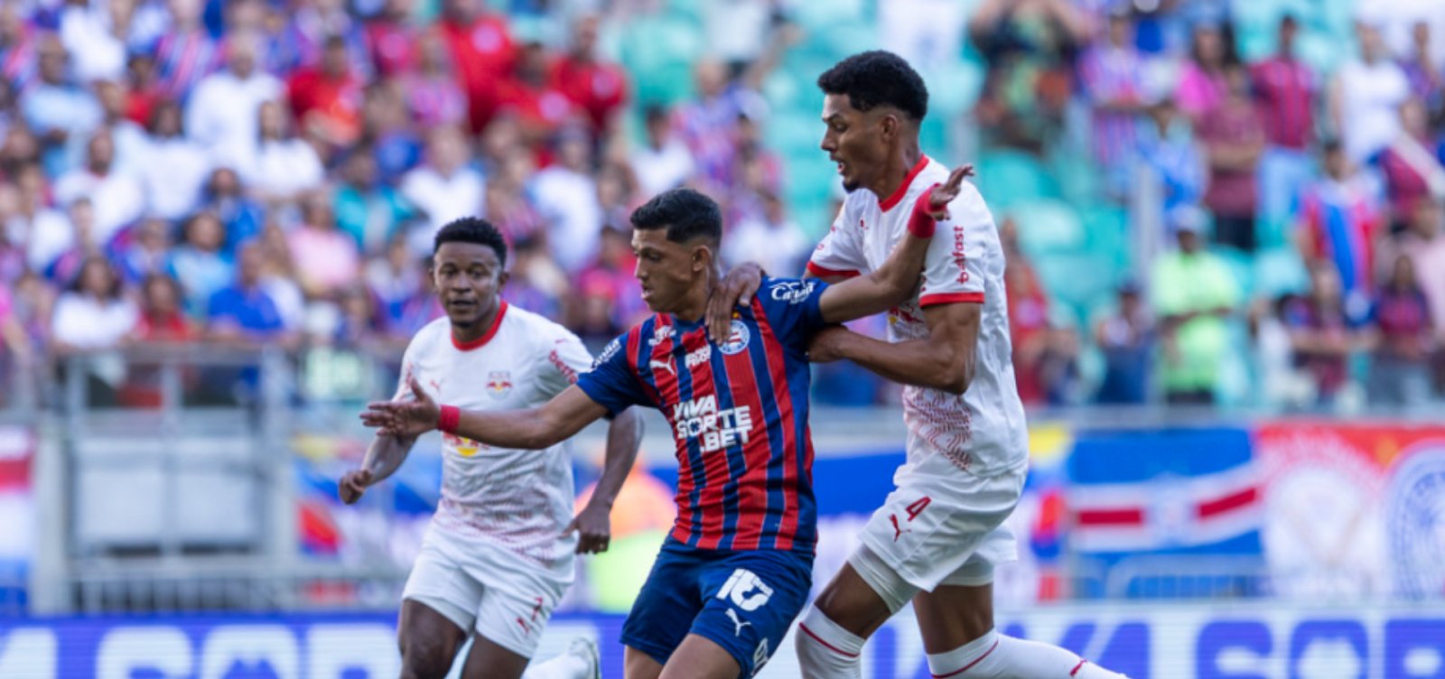 Os Campeões da Bola transmitem Bahia x Bragantino nesta quarta-feira