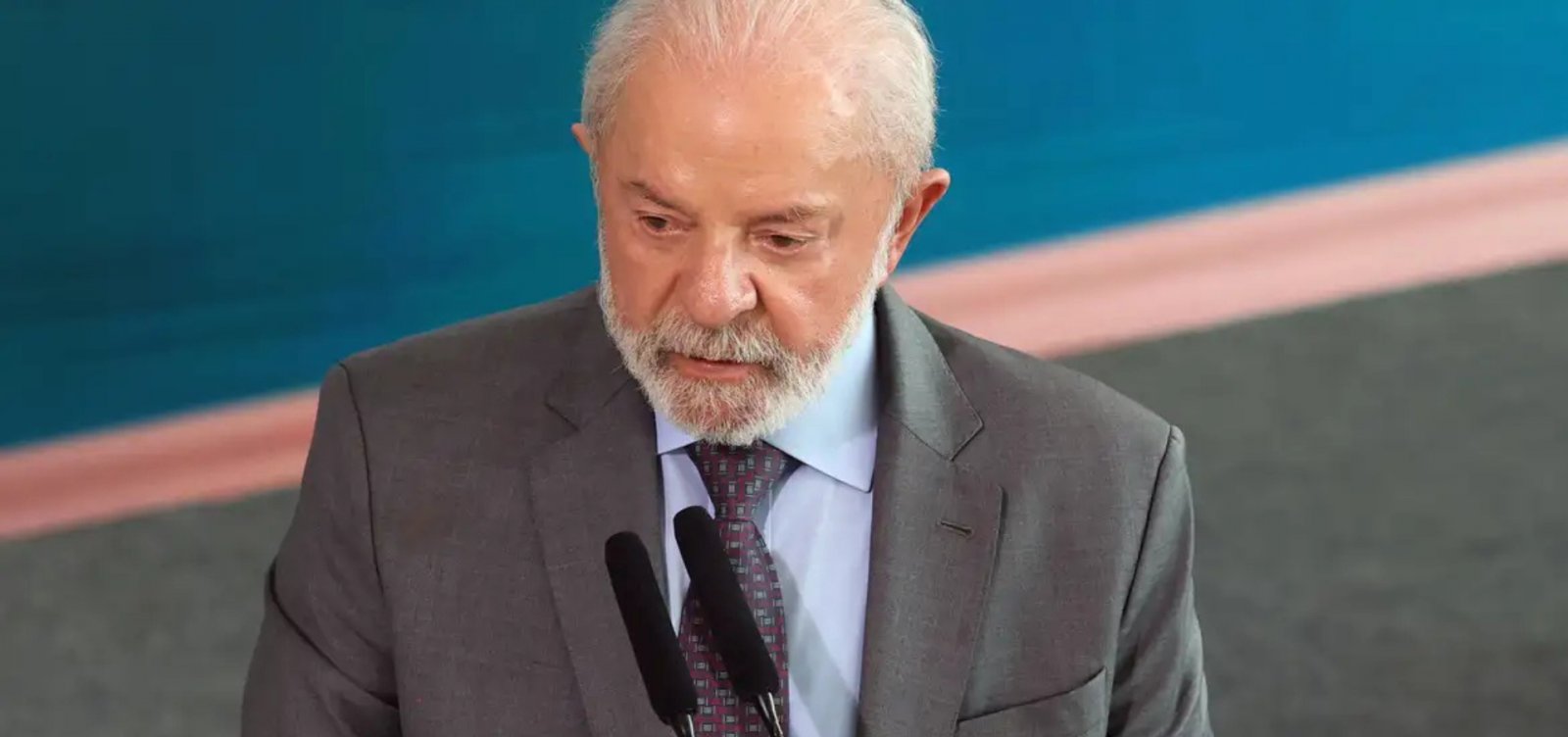 Lula volta a pedir a governadores redução do ICMS sobre combustíveis