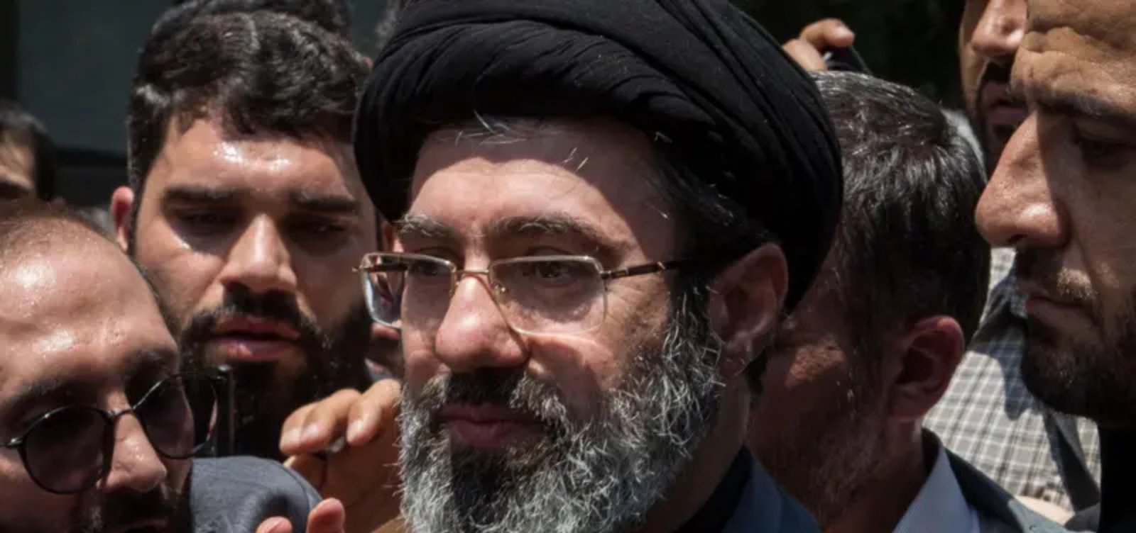 Líder supremo do Irã diz que matar alto escalão não acabará com regime dos aiatolás