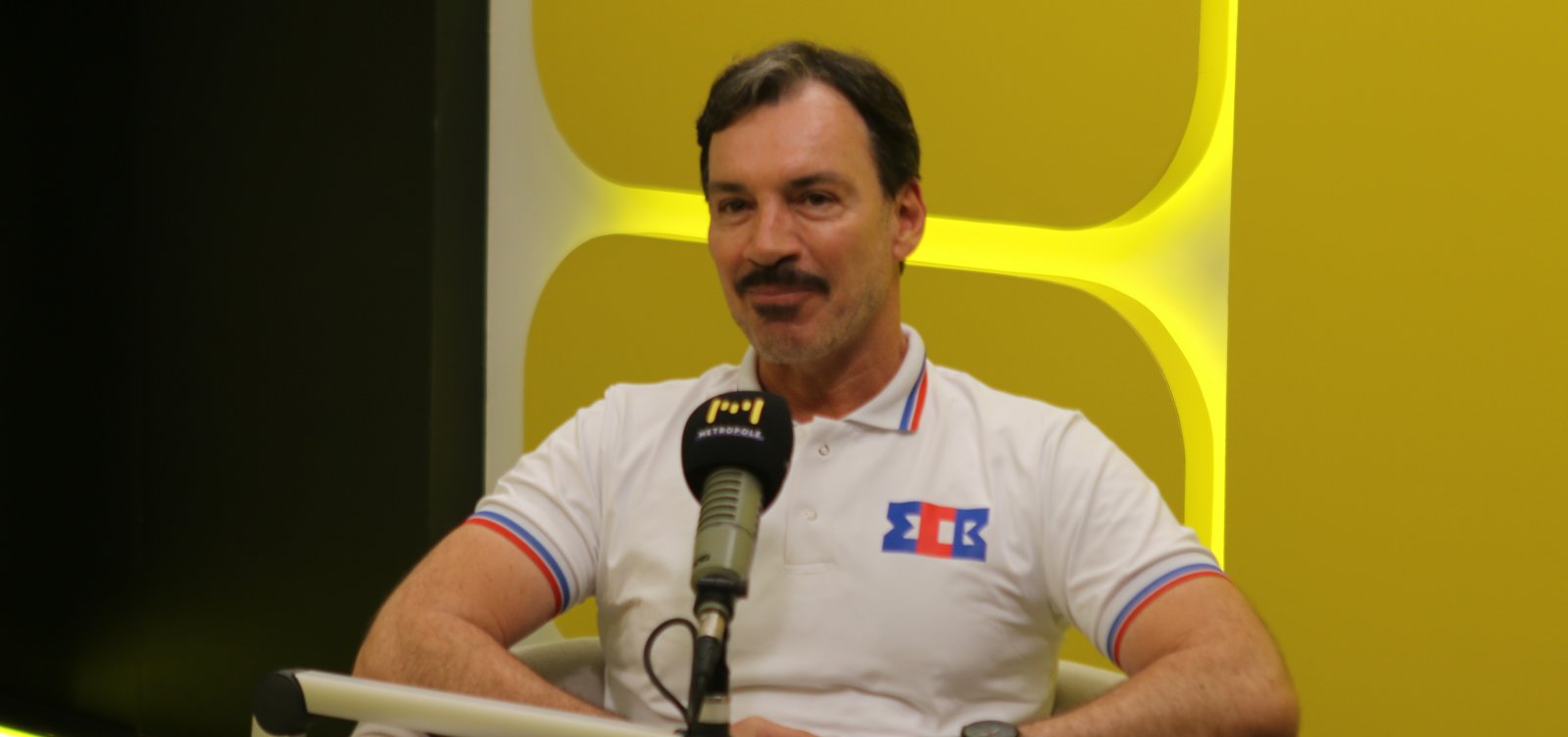 Emerson Ferretti defende retorno da torcida mista no Ba-Vi, mas condiciona medida à segurança