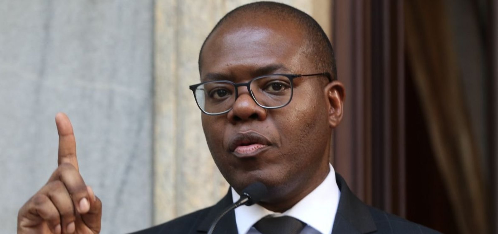 PGR denuncia Silvio Almeida sob acusação de importunação sexual a Anielle Franco