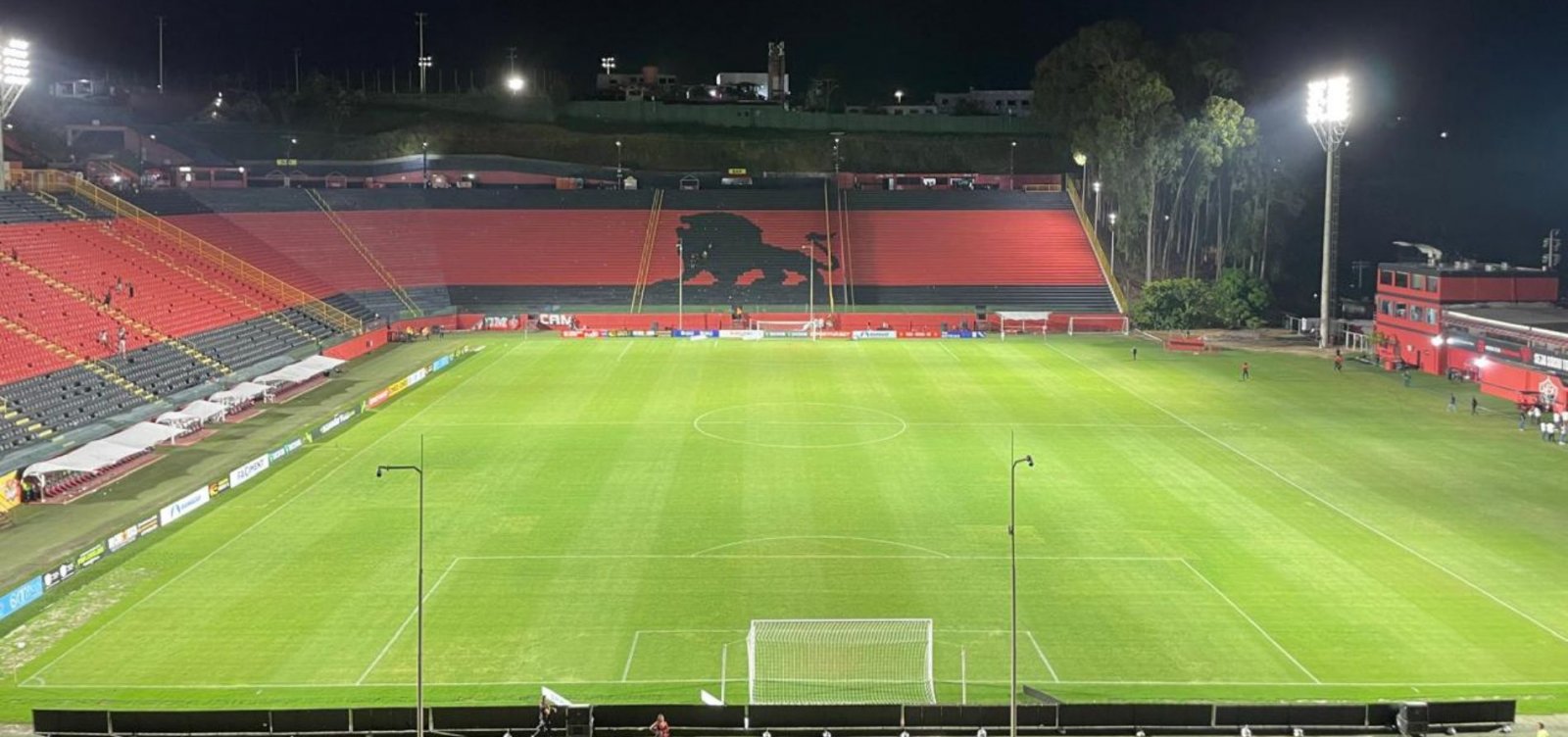 Vitória x Mirassol: onde assistir, prováveis escalações e arbitragem