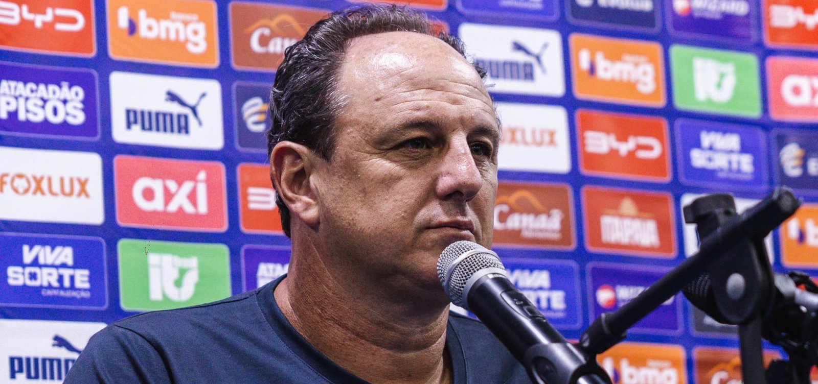 Ceni detona o Bahia após goleada: "Não tem personalidade para chegar lá no topo"