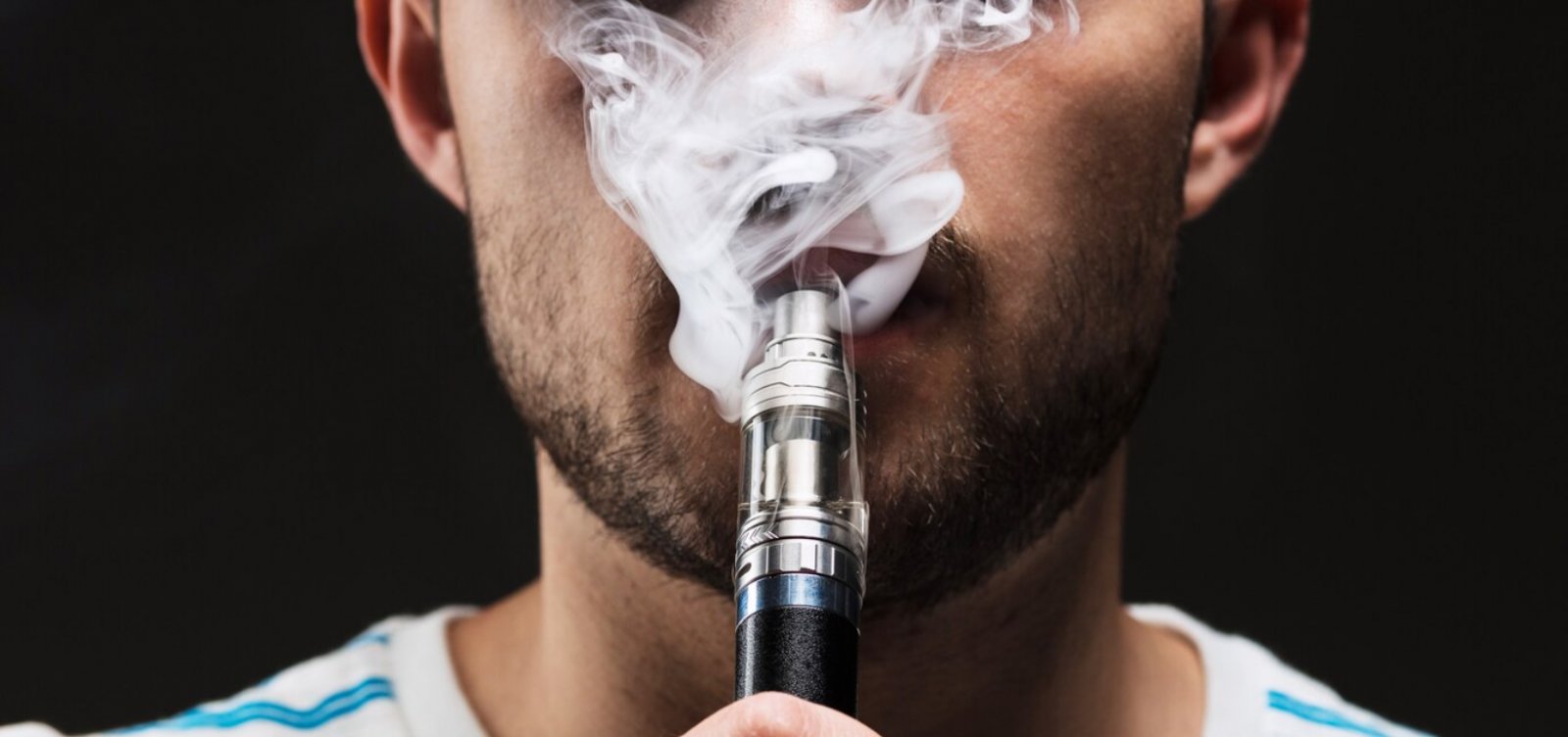 Uso de cigarro cai entre adolescentes na Bahia, mas vape mais que dobra