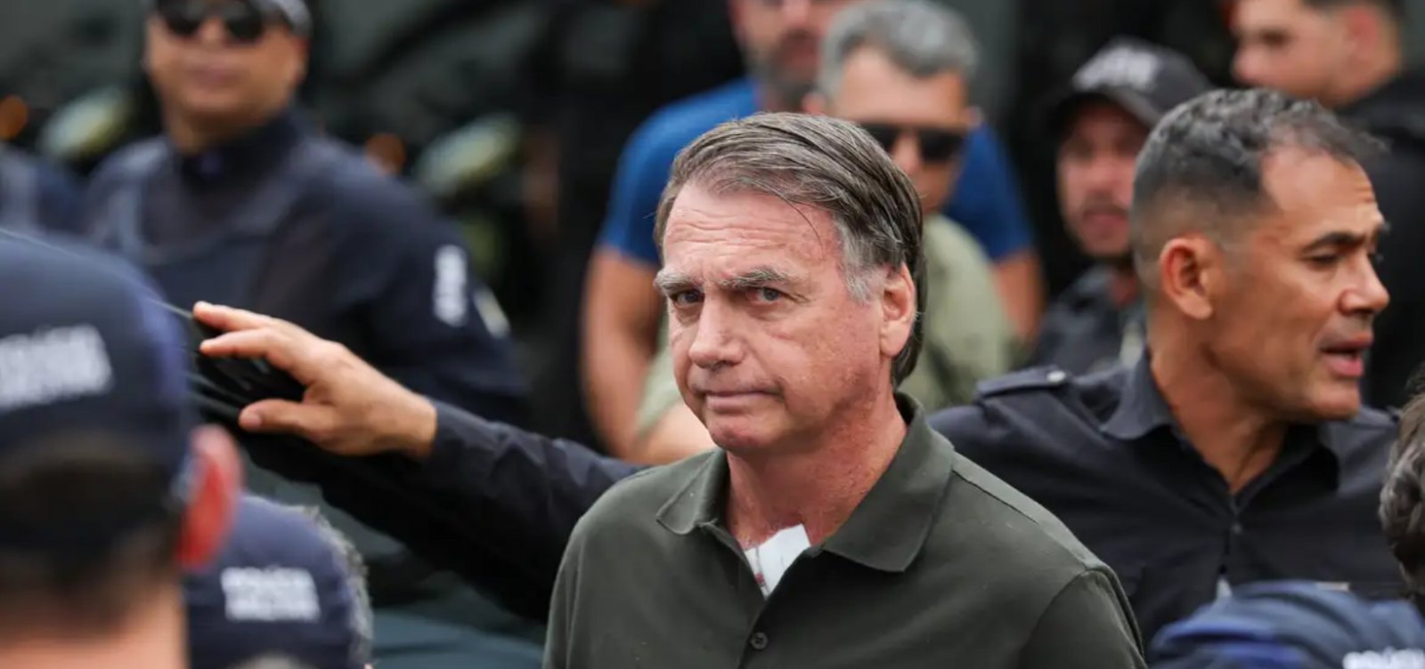 Moraes rejeita pedido para filhos terem “livre acesso” de visitas a  Bolsonaro