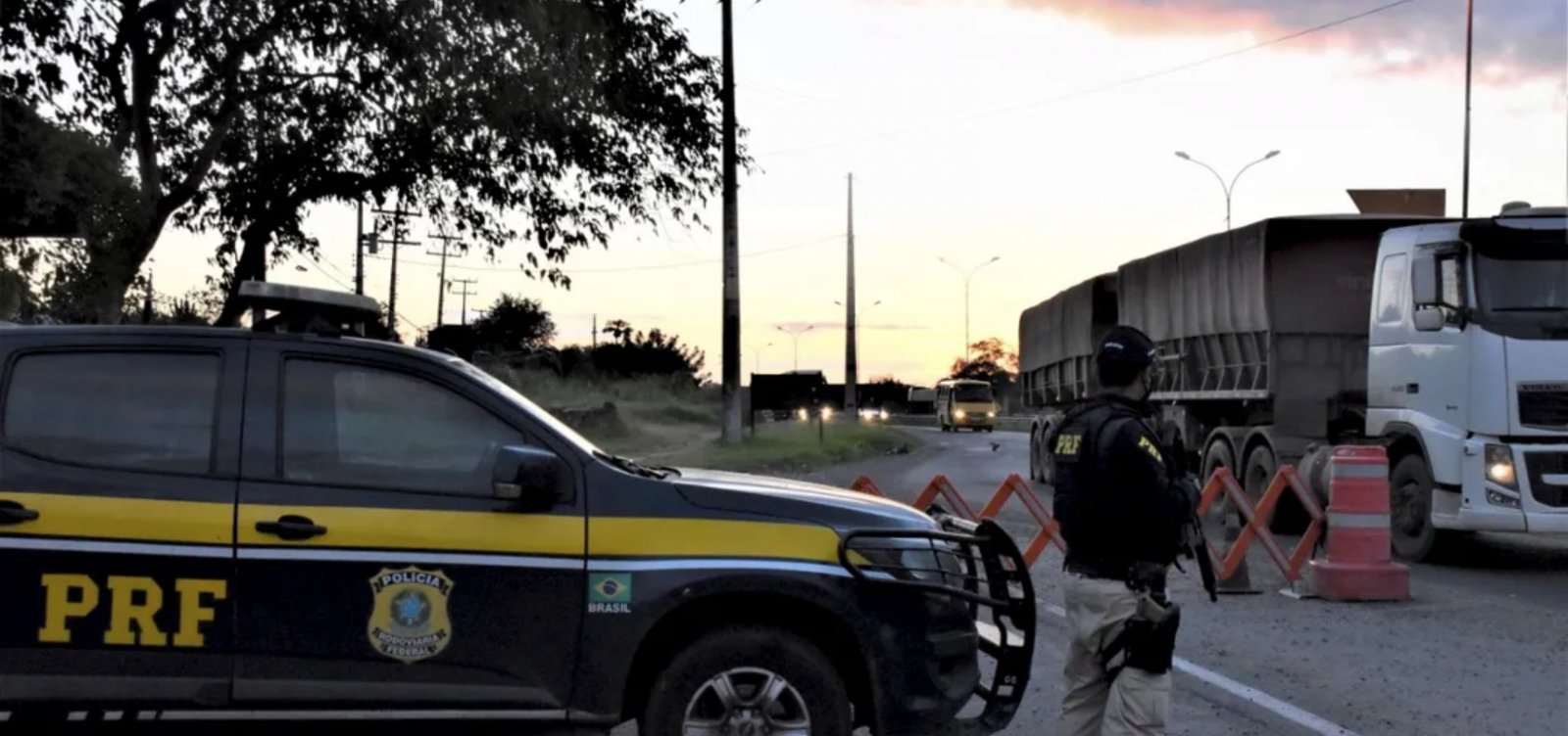 Acidente na BR-116 deixa dois mortos no sudoeste da Bahia