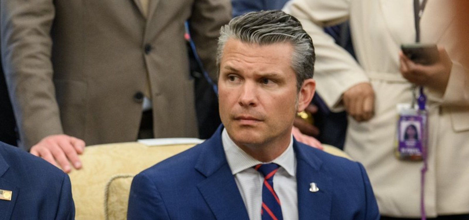 Secretário de Defesa dos EUA diz que foco principal do país é conseguir acordo com o Irã