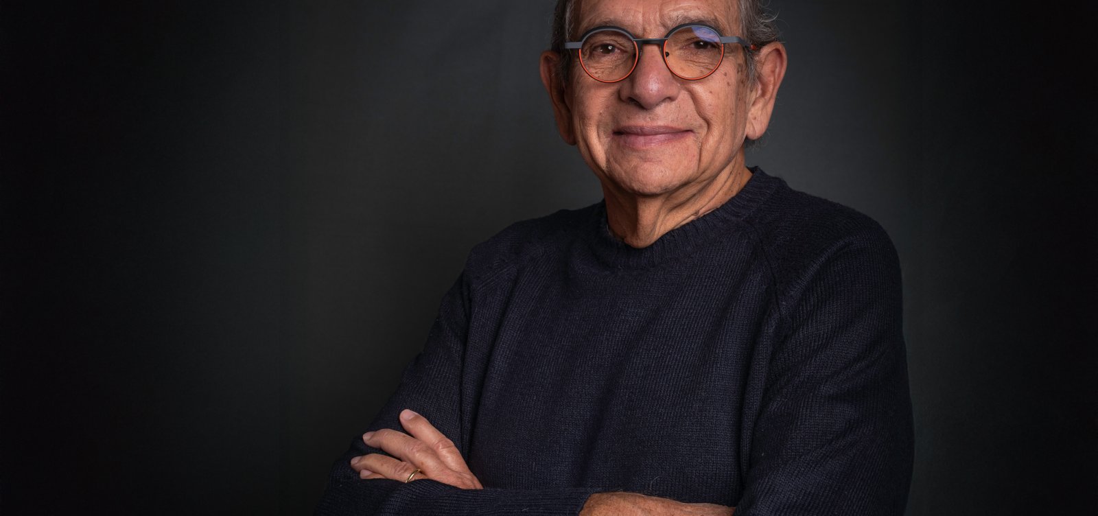 Pai MK: Mário Kertész 'psicografa' carta da avó para lembrar ao filho que ela é real 