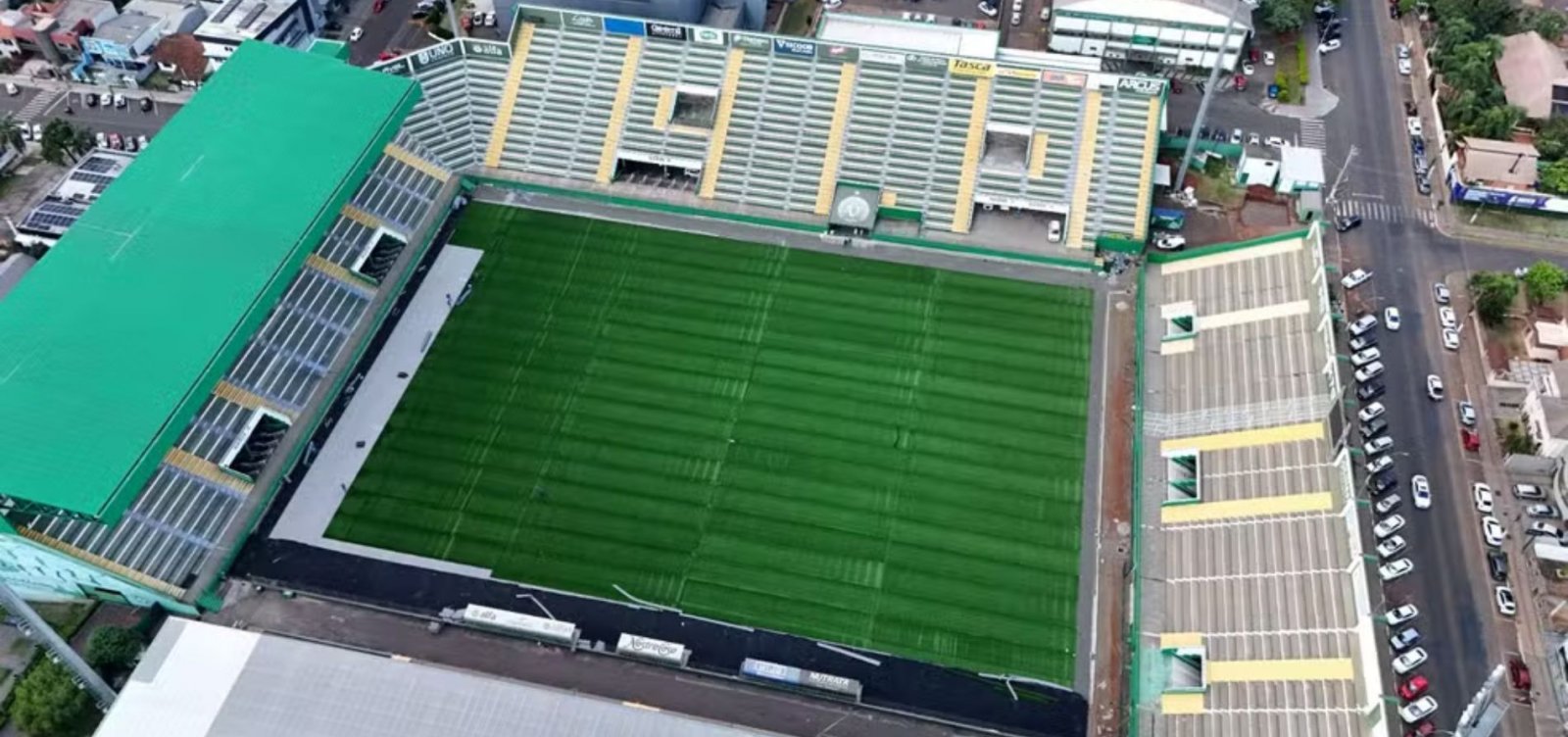 Chapecoense x Vitória: onde assistir, prováveis escalações e arbitragem