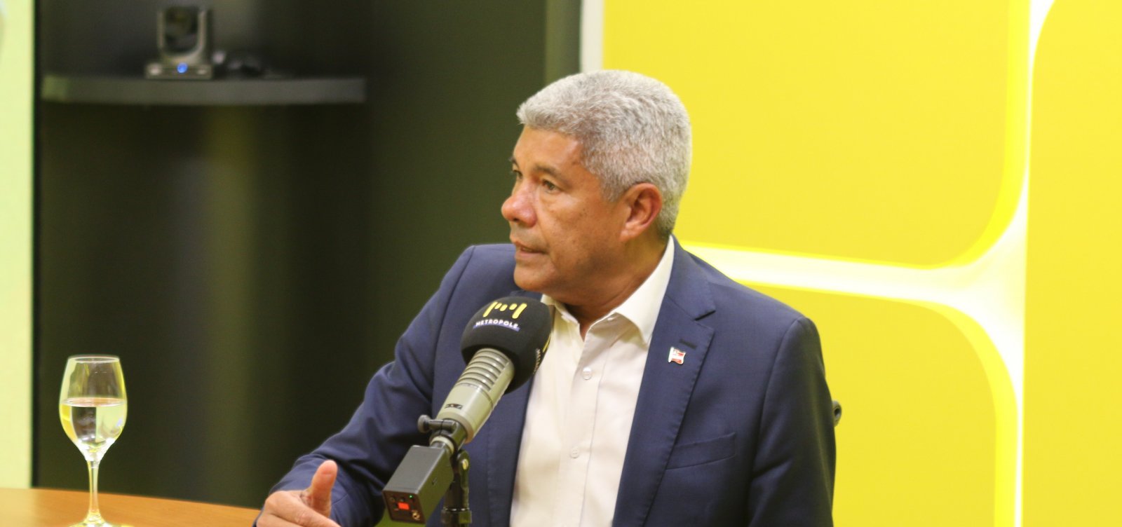 “Vou trabalhar para que as fake news fiquem longe”, diz Jerônimo sobre pré-campanha na Bahia