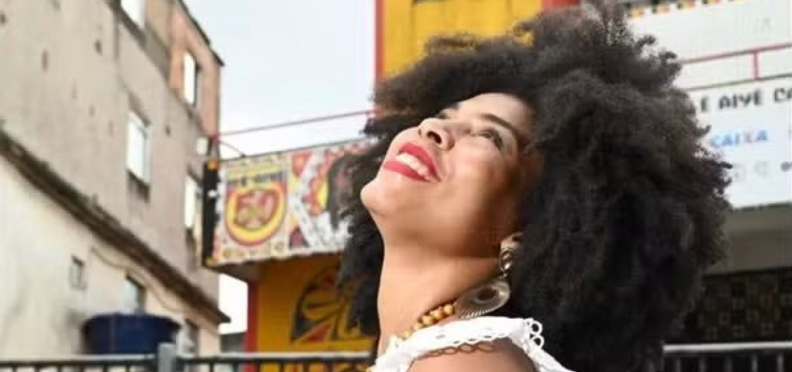 Saiba quem foi a ex-candidata do concurso Deusa do Ébano morta com o filho na Bahia