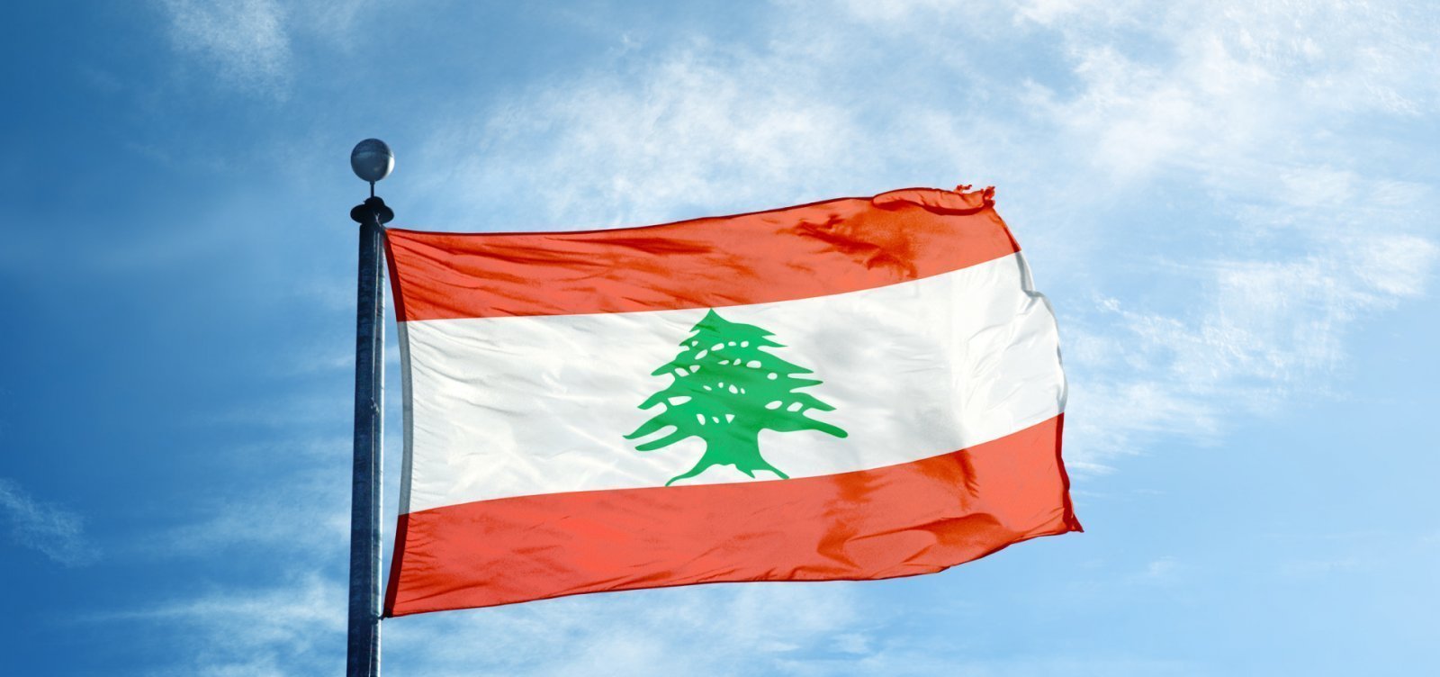 Líbano ordena retirada de armas de grupos armados em Beirute após ataque israelense