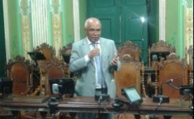 Vereador do PT acusa ACM Neto de colocar cabos eleitorais na Câmara