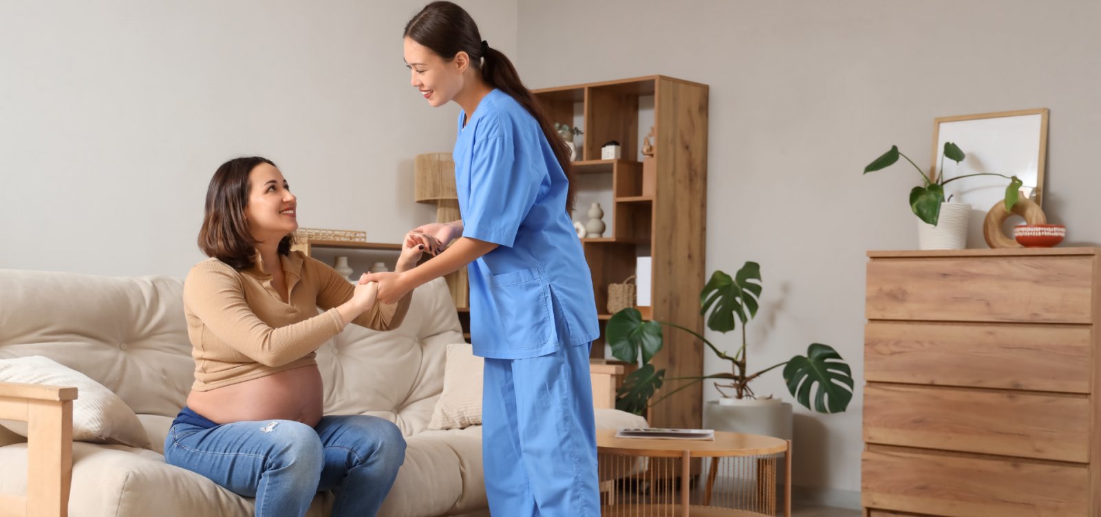 Lei que regulamenta doulas é sancionada e amplia direitos de gestantes