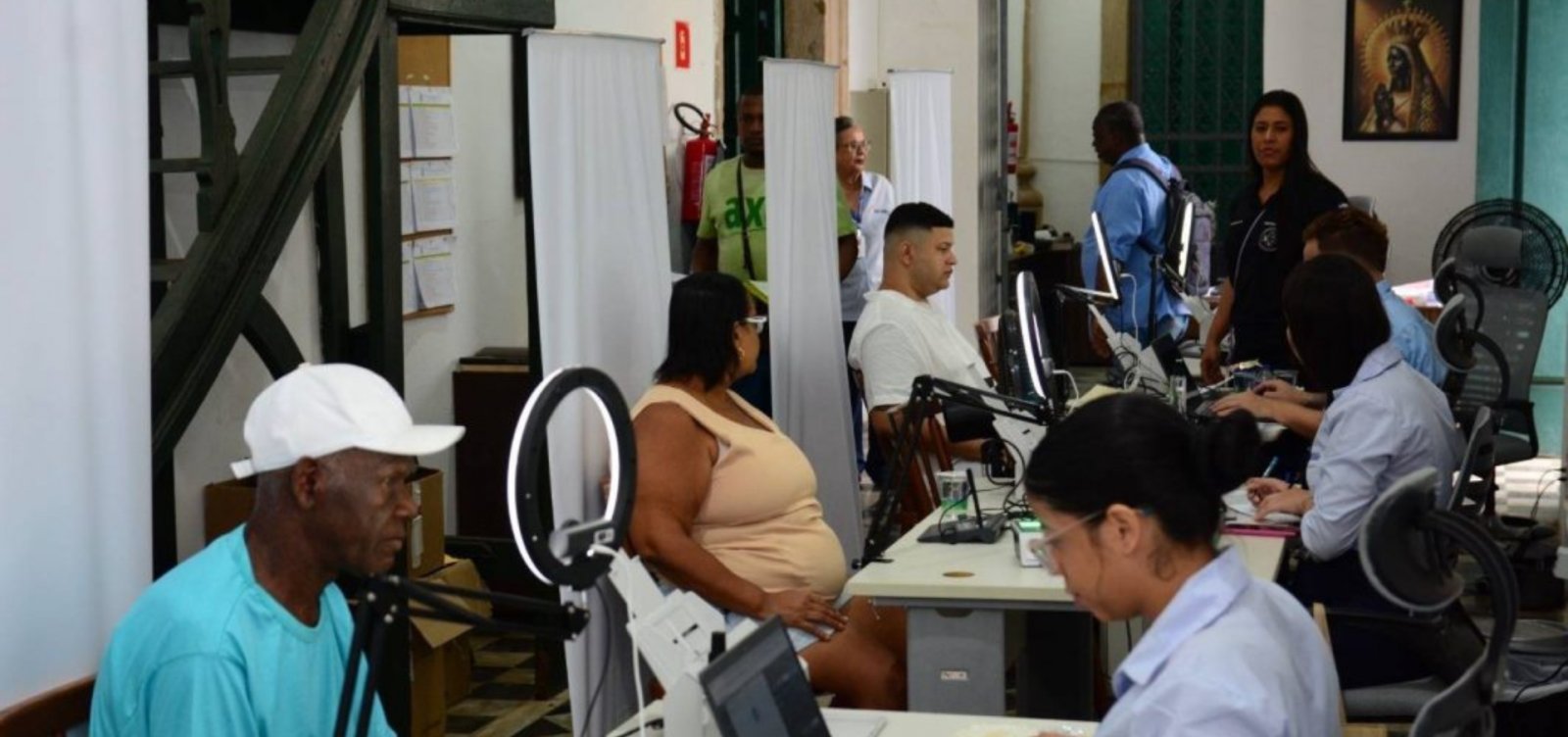 Lauro de Freitas recebe mutirão com emissão de documentos e atendimentos gratuitos