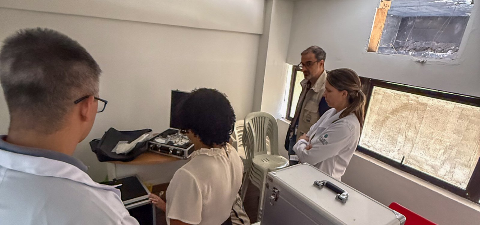 Cremeb encontra indícios de exercício ilegal da medicina em ótica de Salvador