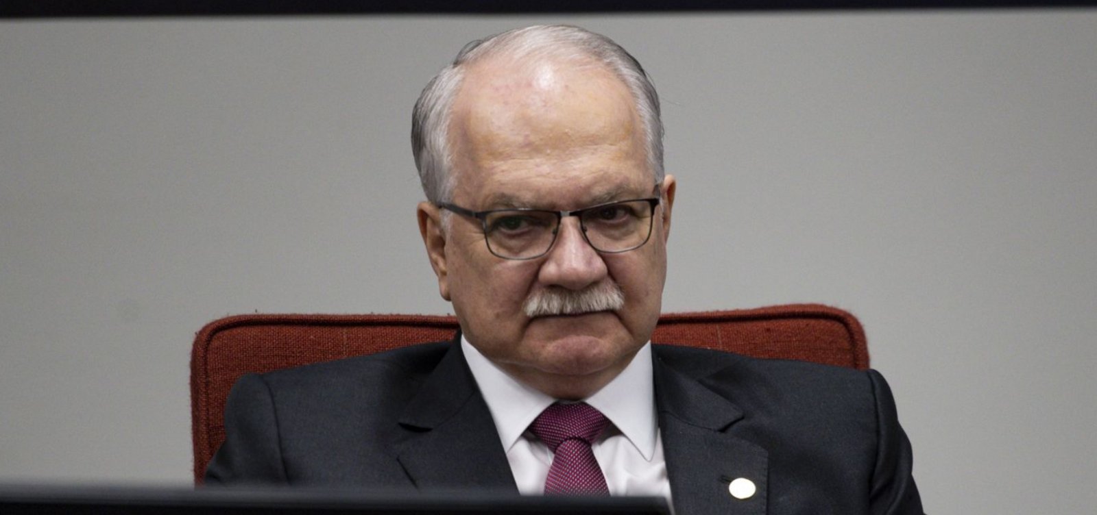 Fachin reconhece divergências no STF e reforça decisão sobre governo interino no RJ
