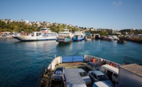 Homem cai de ferryboat nesta segunda-feira e é resgatado sem ferimentos