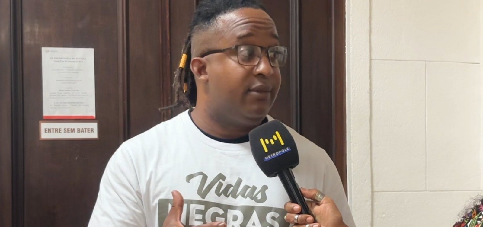 “O risco é eminente”, diz filho de Mãe Bernadete em primeiro dia de julgamento dos réus