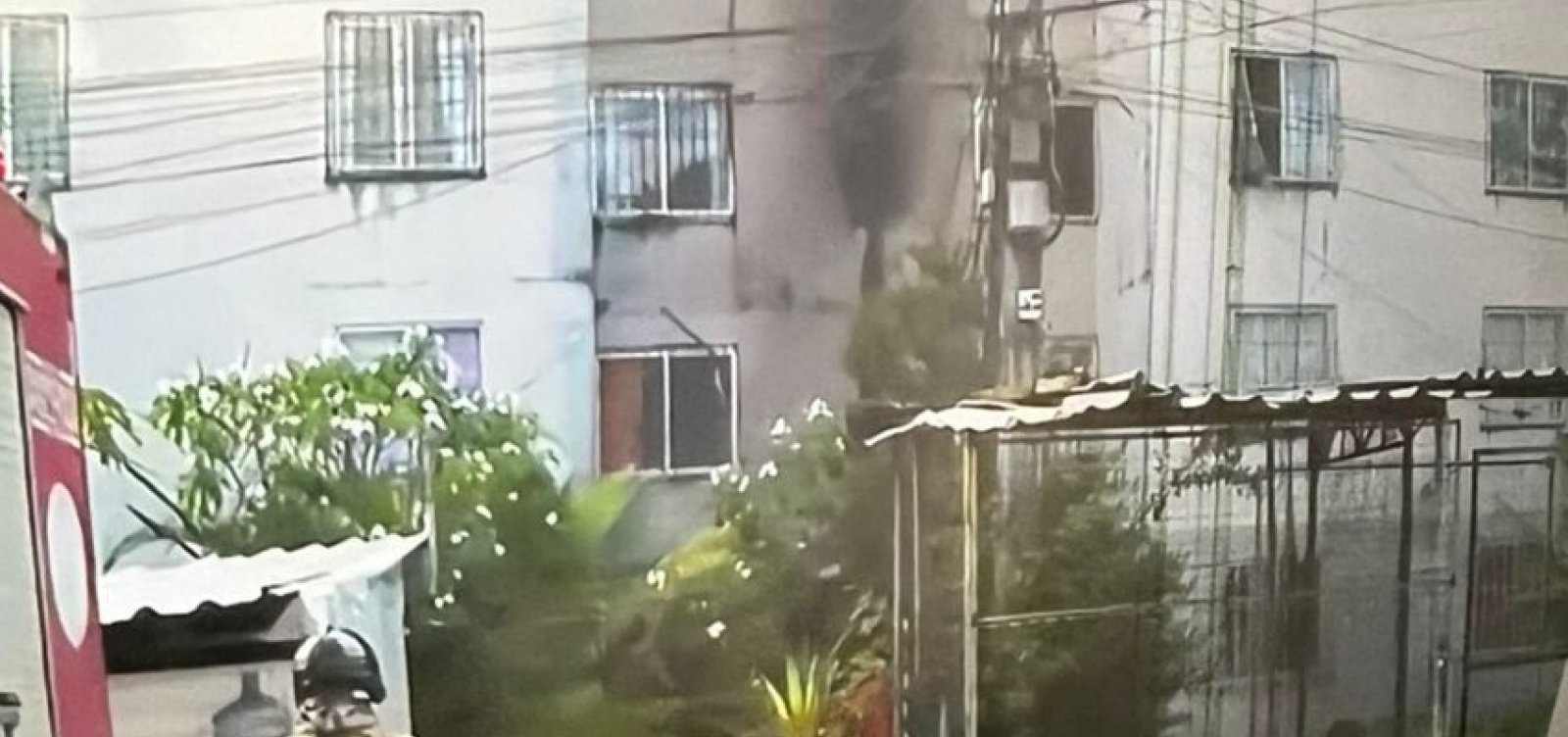 Incêndio atinge apartamento no Jardim das Margaridas 