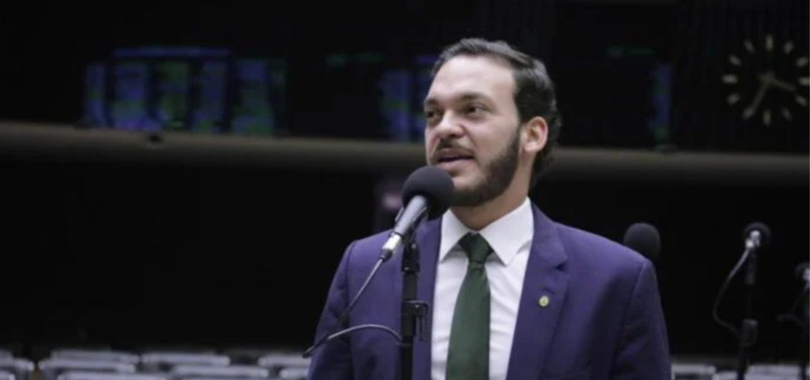 Ex-deputado baiano é alvo da PF por suspeita de alianças com facções do tráfico