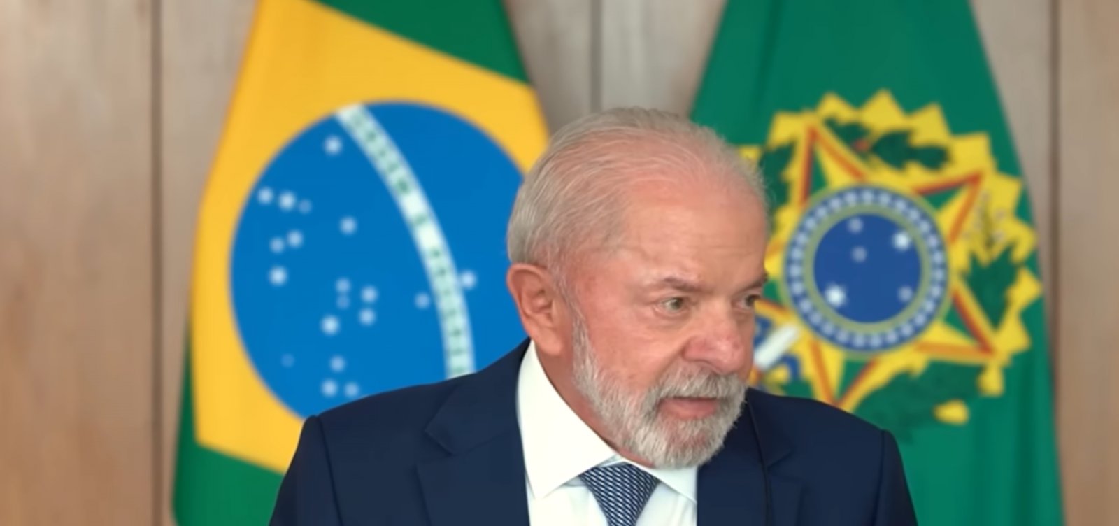 "Trump não tem o direito de acordar e achar que pode ameaçar um país", diz Lula