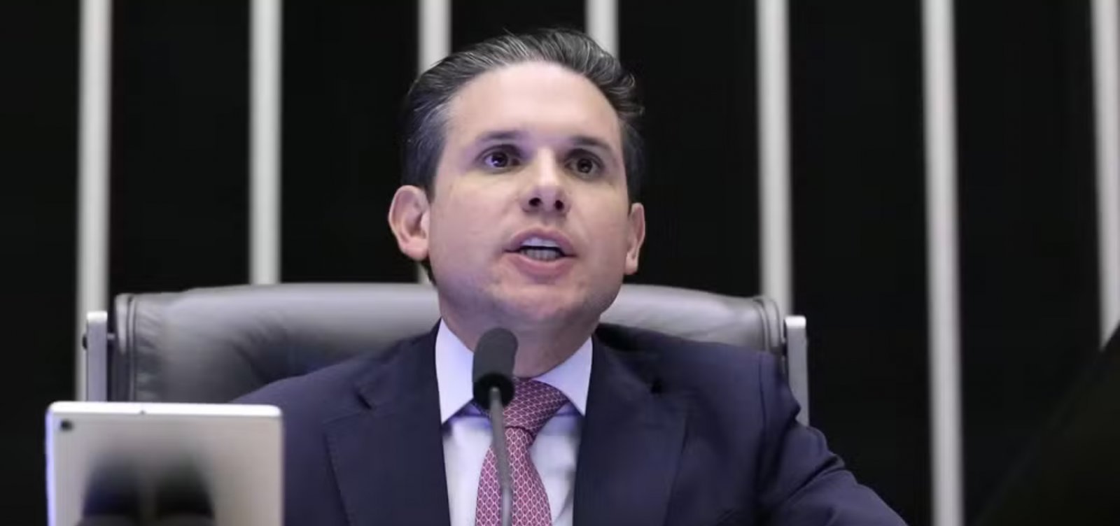 “Espero que o veto ao projeto da dosimetria seja derrubado”, afirma Motta