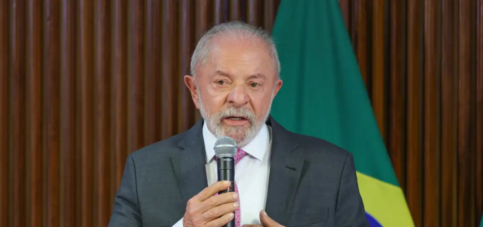 "É o pobre que vai pagar pela irresponsabilidade de guerras que ninguém quer?", diz Lula