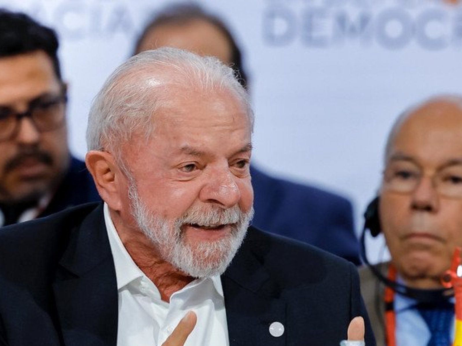 Lula defende protagonismo do Brasil na economia global durante feira na Alemanha