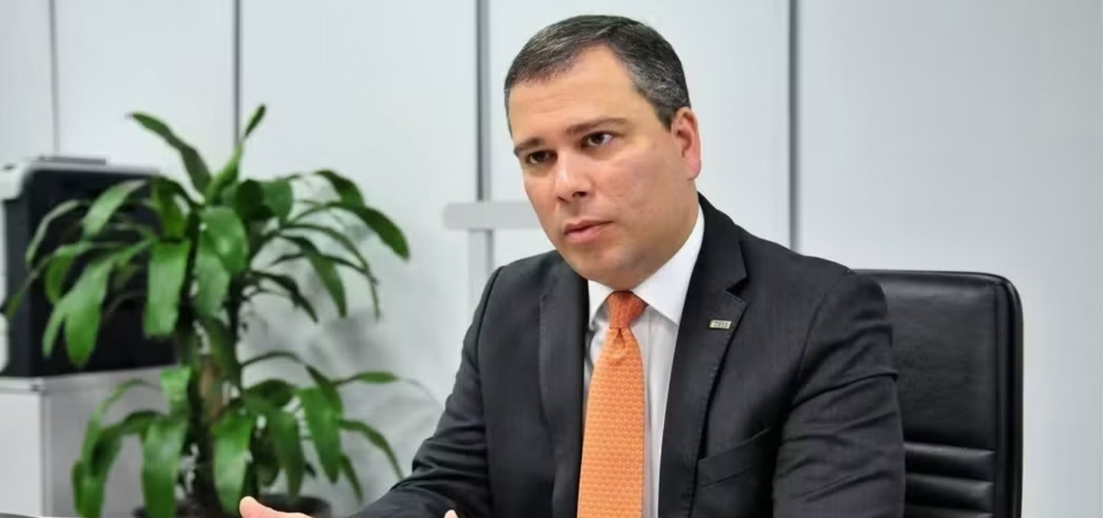 Defesa de ex-presidente do BRB tenta transferência para PF e avalia delação premiada